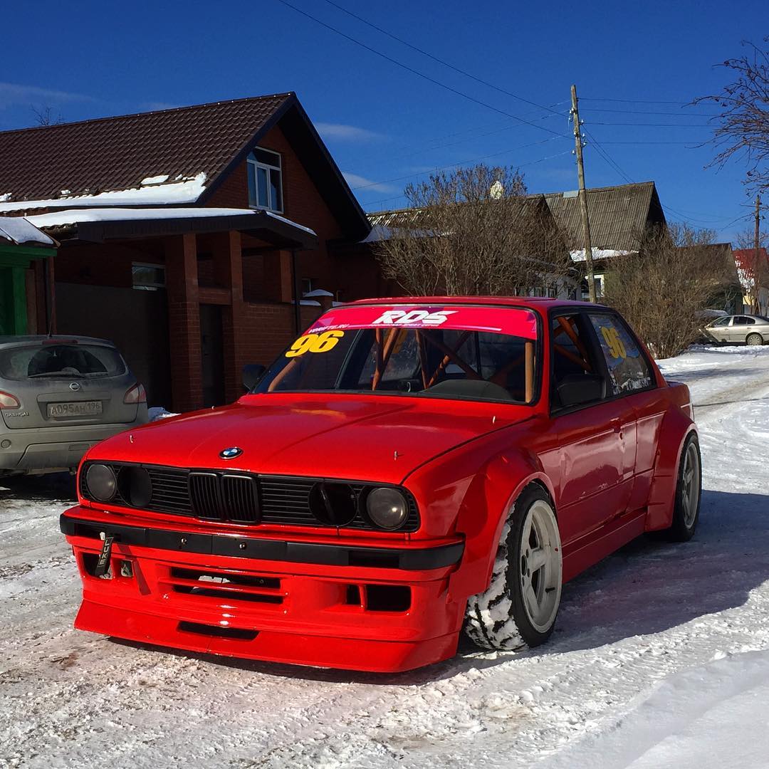 BMW e30 дрифт корч