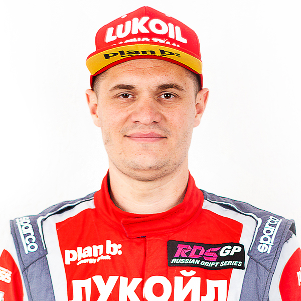 Головня Алексей
