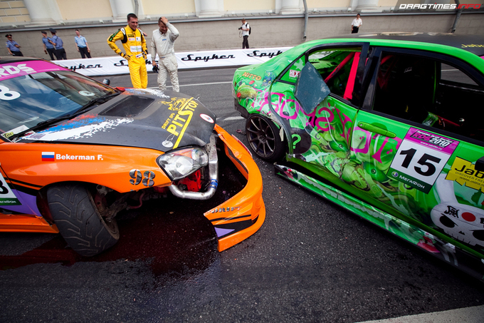 Девушка Bavaria City Racing